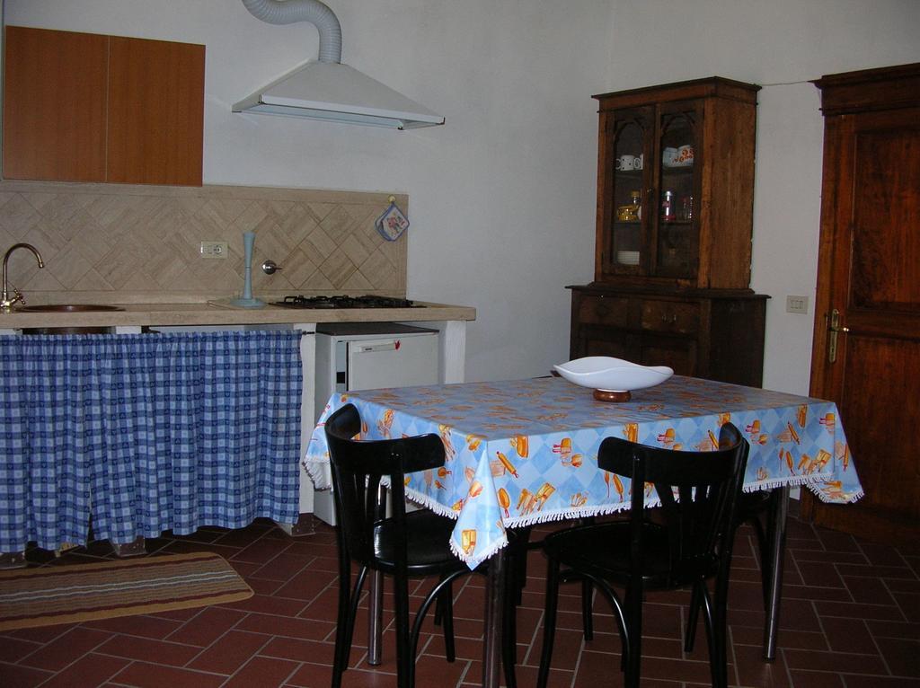 Borgo Vecchio Hotell Montalcino Rum bild